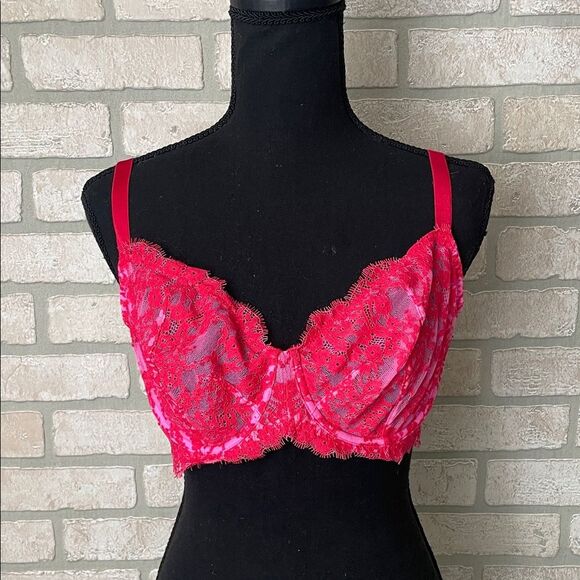 Victoria’s Secret Dream Angels Push-Up Red Lace Underwire Bra Size 36DD - Picture 1 of 7